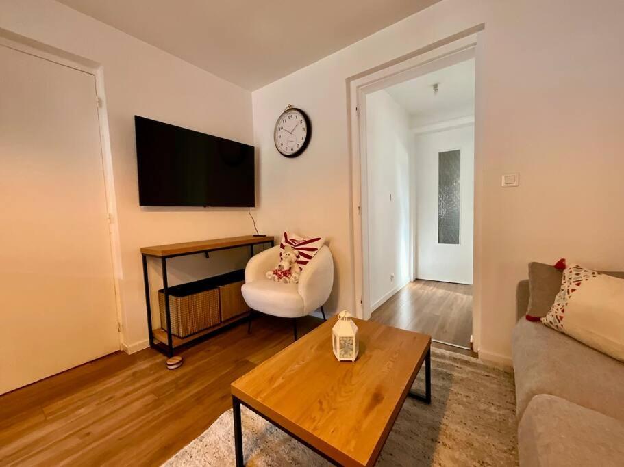 Apartment Le Refuge De Antoine, 4 Etoiles Entre Pistes Et Centre-ville *